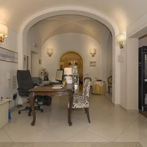 Il Mattino Ha L'oro In Bocca بيزا
