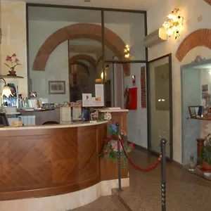 3* Szálloda Leonardo